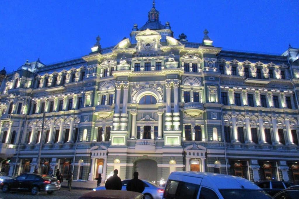 Три Квартала От Оперного-Тихий Лофт-Новый Апарт Odesa Exterior foto